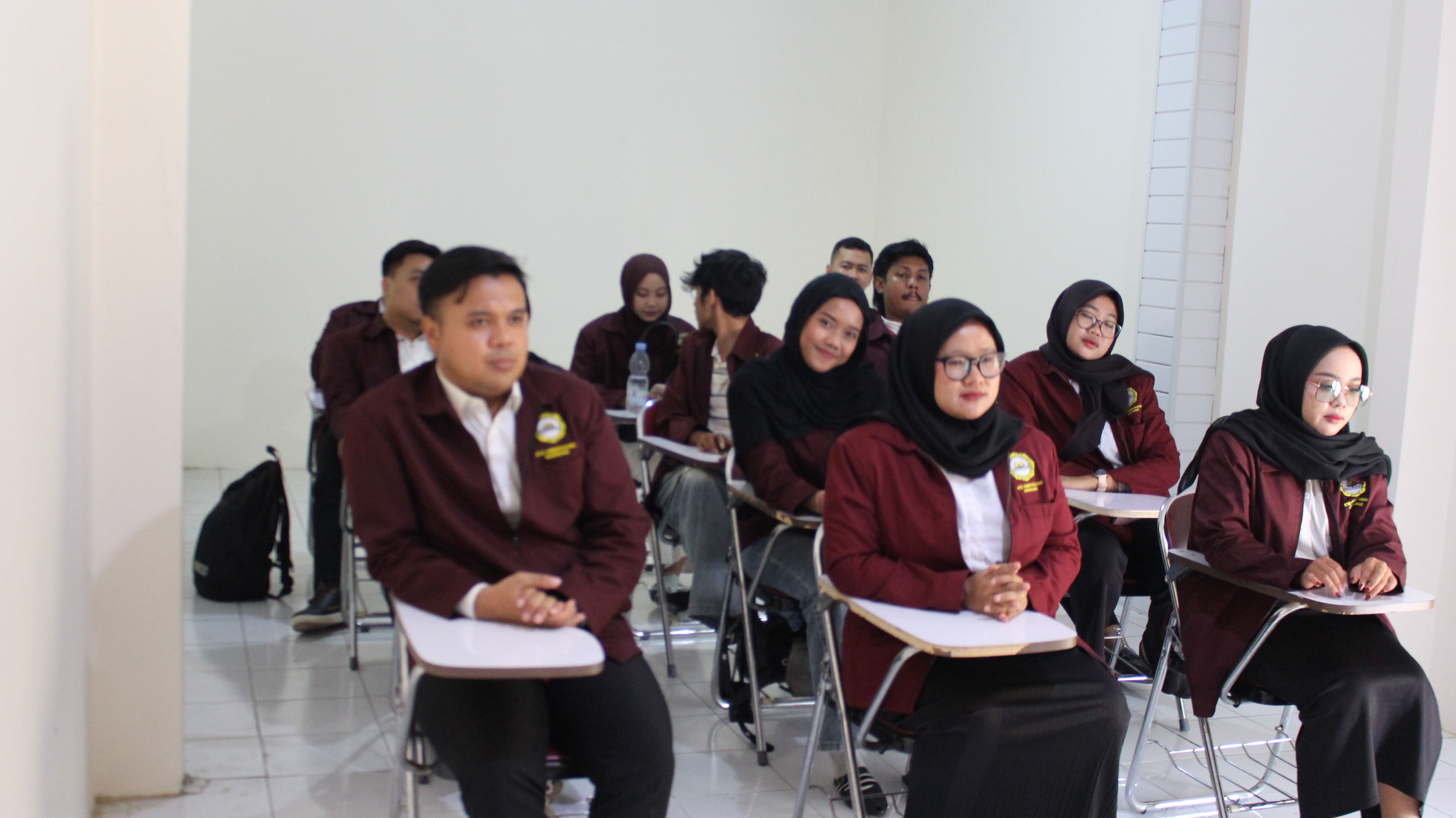STIE Anindyaguna Semarang Gelar Kuliah Umum Transformasi Bisnis Digital